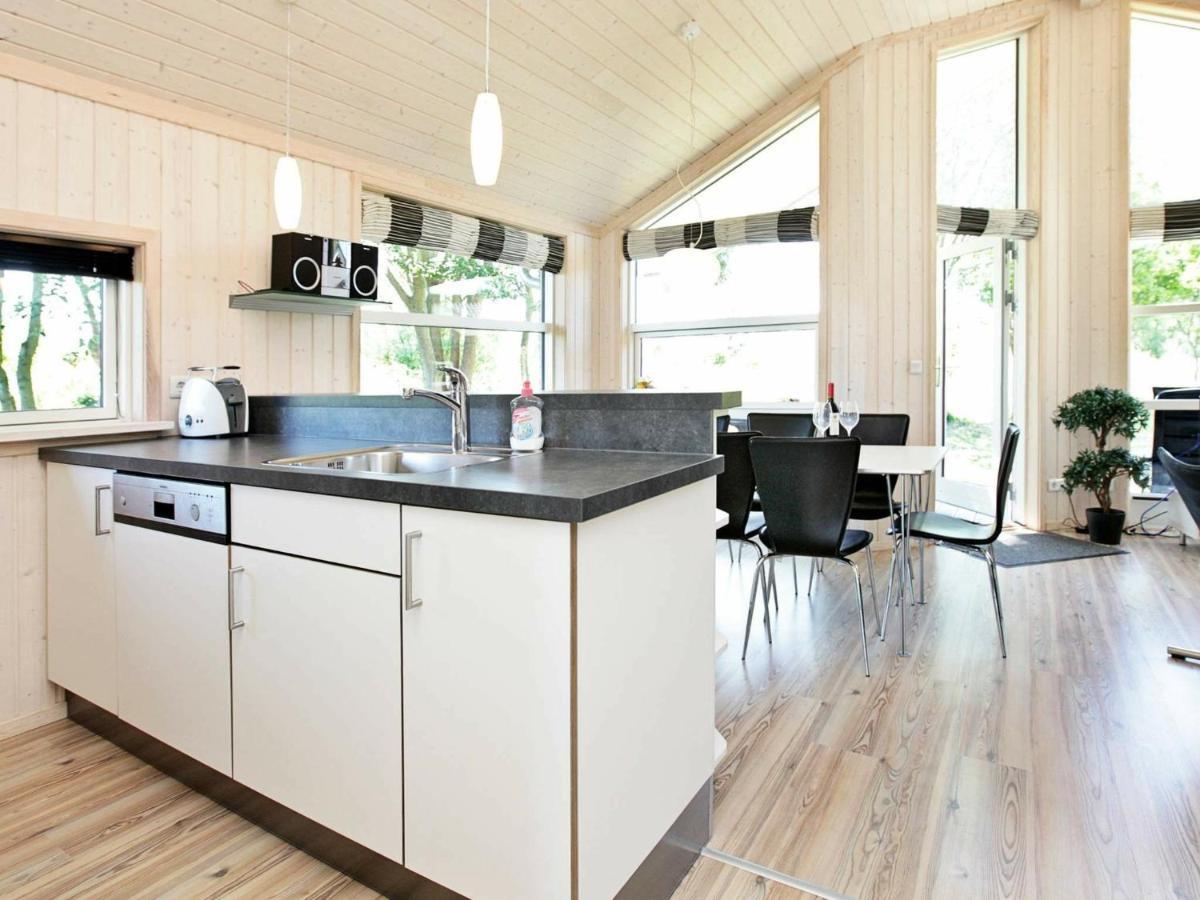 Three-Bedroom Holiday home in Großenbrode 8 Kamer foto